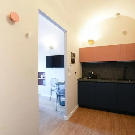 아파트 Vinzaglio House *